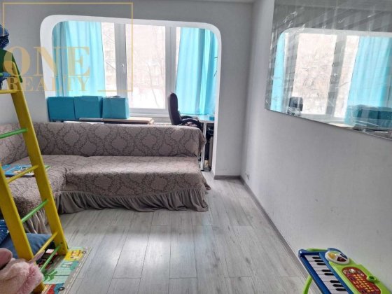Продається 2к квартира 46 кв.м Голосіївський, Біля метро, Євроремонт, Є газ Київ