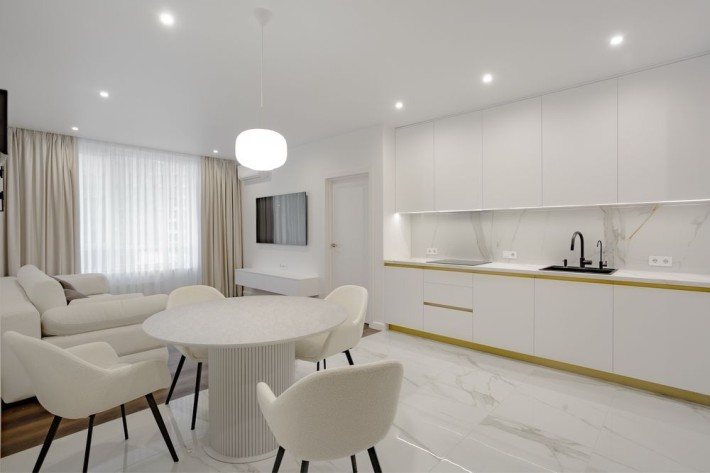 Простора 2-к квартира з дизайнерським ремонтом ЖК Грейт Great - фото 1