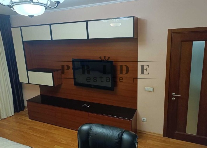 Продаж 2-х кімнатної квартири . Дарницький район. вул. Анни Ахматової 43 - фото 1