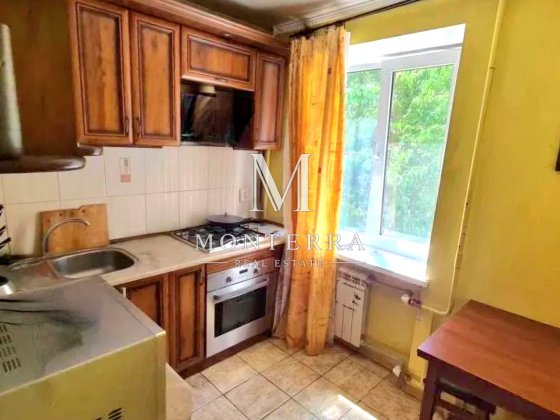 Продаж 2-кімн. квартири з ремонтом Київ, Правий берег, Печерський район, метро Печерська вул. Євгена Киев