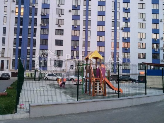 Осокорки Славутич Центральна 21а Рів'єра продаж бізнес приміщення Київ