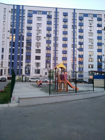 Осокорки Славутич Центральна 21а Рів'єра продаж бізнес приміщення - фото 1
