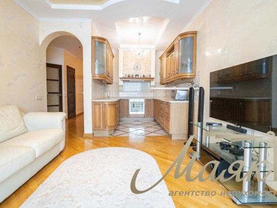 Продаж 3-кімнатної квартири 121м2 м.Мінська, вул.Левка Лукьяненка 21, Оболонсьський, Смарт Плаза
