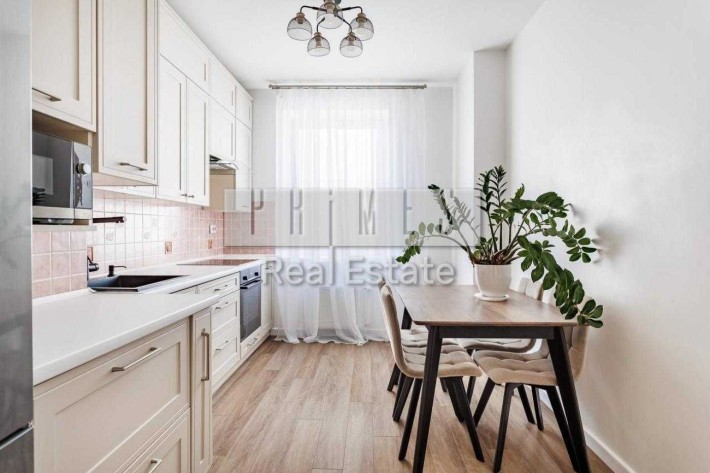 Продаж 3к квартири, вул. Дніпровська Набережна 26Б, Осокорки - фото 1