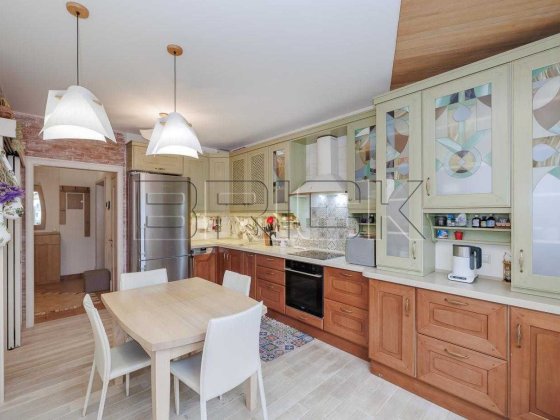 Продаж квартири 130м Микільсько-Слобідська 4Д Лівобережна метро Киев