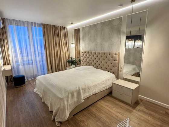 Продаж ЖК Славутич 2.0, Зарічна 6к1, 3 кімн. Лівий берег, Дарницький