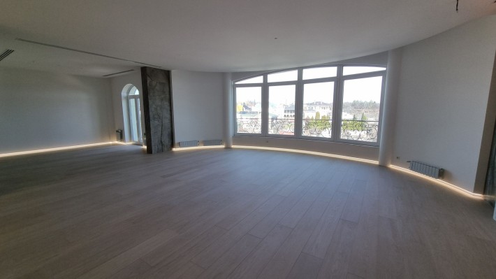 Продаж квартири 293 м2 Добролюбова Новоселецька Renaissance Residence - фото 1