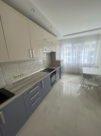 Продаж ЖК Аквамарин пр. Берестейський 131-а 2 к кв. площа 81,2 м - фото 1