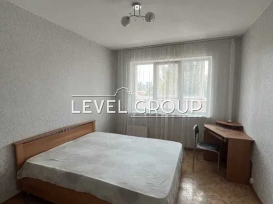 Продаж 2-кімнатної квартири, метро Нивки / Святошино, вул. Мрії Київ