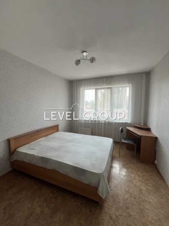 Продаж 2-кімнатної квартири, метро Нивки / Святошино, вул. Мрії - фото 1