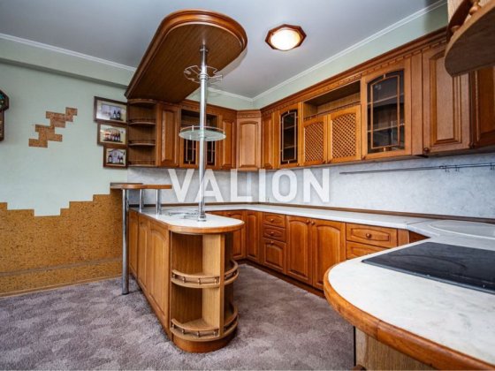 Продаж 4-кімнатної двоповерхової квартири, вул.Герцена,17/25, Шевченківський район
