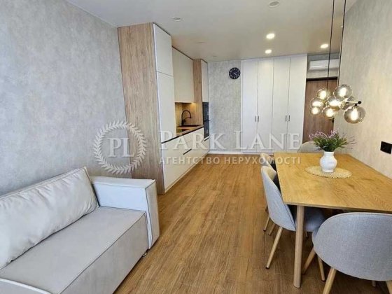 Продаж 1к квартири ЖК Варшавський-3 Подільський р-н Виноградар ТРЦ Ретровіль Киев