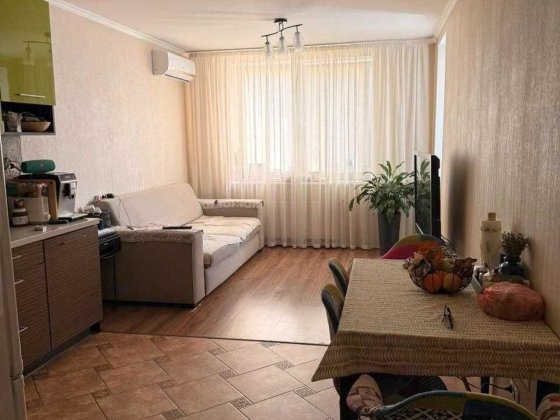 Продаж однокімнатної квартири, Київ, Святошинський район 62/32/20 м2 Київ