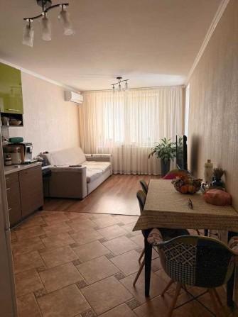Продаж однокімнатної квартири, Київ, Святошинський район 62/32/20 м2 - фото 1