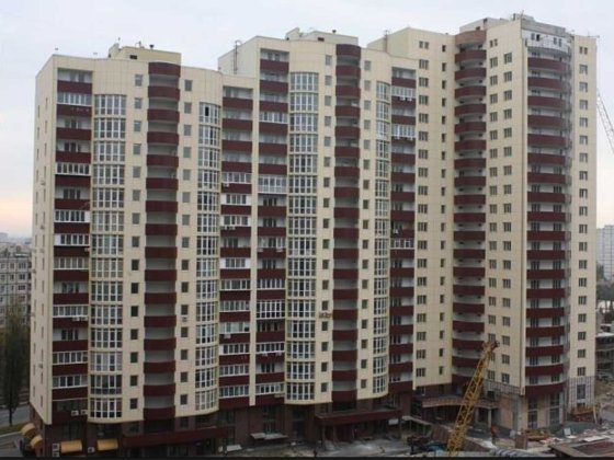 Продаж 1/2 частини квартири в Святошинському районі Київ