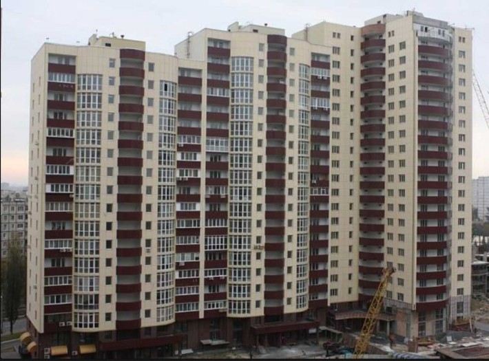 Продаж 1/2 частини квартири в Святошинському районі - фото 1
