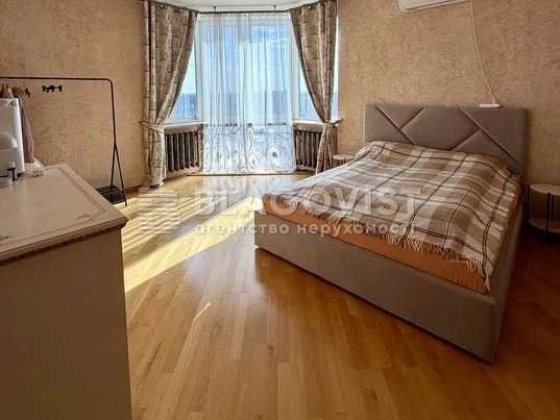 Продам 1 кім квартиру вул. Осіння 33 метро Академмістечко 5 хв пішки Є відновлення
