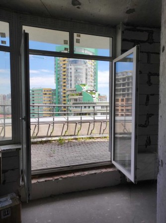 продам дворівневу з терасами ЖК Парковий Місто. вул. Вишгородська - фото 1
