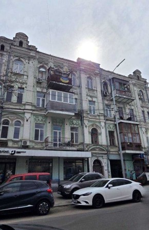 Продам 2-х кім. квартиру в історичному центрі Києва - фото 1