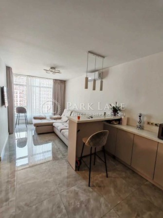 Продаж 2к квартири з ремонтом в ЖК Варшавський - фото 1
