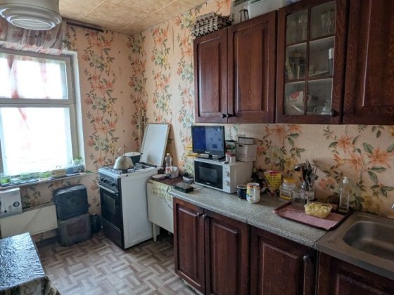 Продається велика 1 кімнатна квартира Ушакова 16 Академмістечко метро