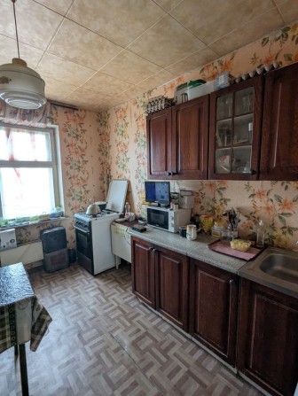 Продається велика 1 кімнатна квартира Ушакова 16 Академмістечко метро - фото 1