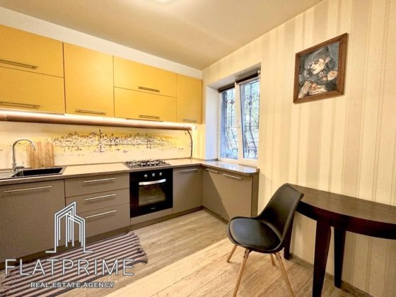 Продам 1к вул.Ольжича 3, метро Дорогожичі Подільський рн
