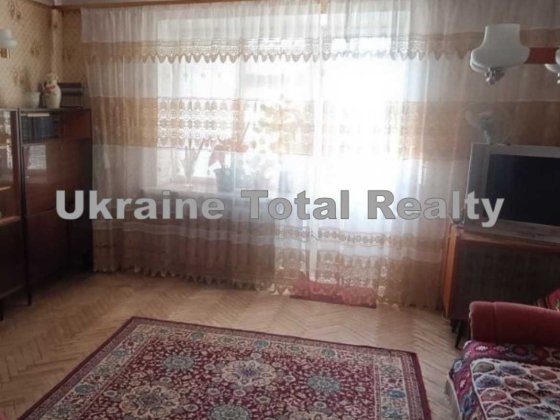 3 кімнатна квартира біля метро Берестейська - 3хв пішки! Провулок Артелерійський 5-Б Київ