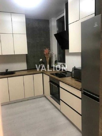 Продаж 2к квартири вул. Освіти 16, Солом'янський район - фото 1