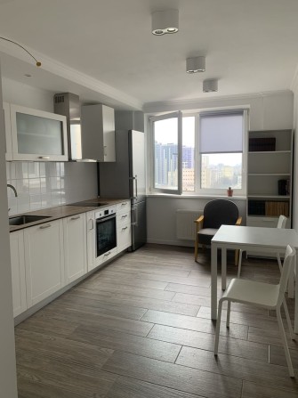 Продам однокімнатну  Смілянська 15 Соломʼянський рай. - фото 1
