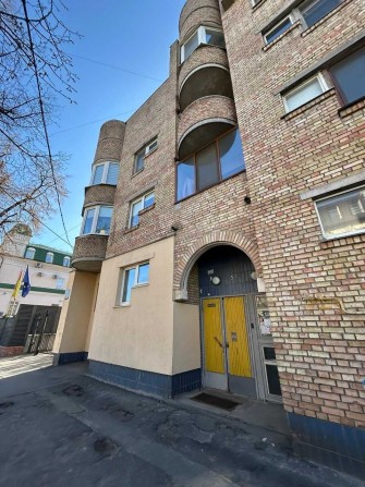 Продам 2-к квартиру Поділ вул.Хорива,40 1(5), 60м, 90.000 - фото 1