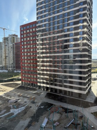 Продаж однокімнатних квартир в Варшавському-3 будинок 10.5 - фото 1