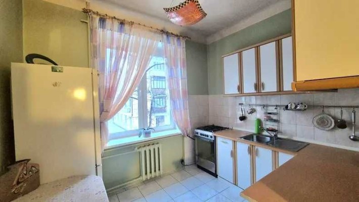 3к квартира на Міцкевича Солом'янський район - фото 1
