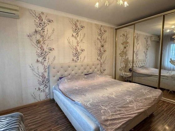 Продаж 2К квартири Виноградар Європейського Союзу 6 Київ