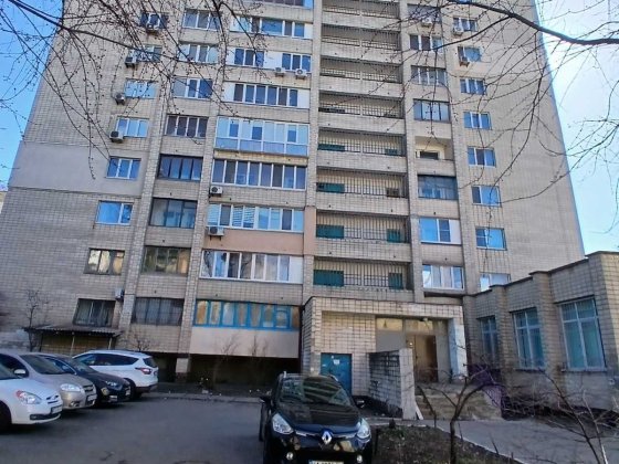 Терміново продам квартиру Проспект Лобановського 37 з хорошим плануванням. Київ