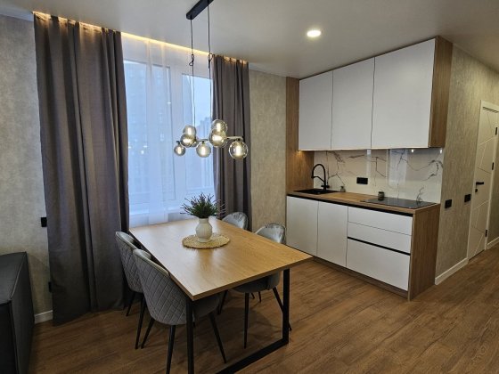 Продаж нової 1к квартири від Власника.Варшавський 3 Киев