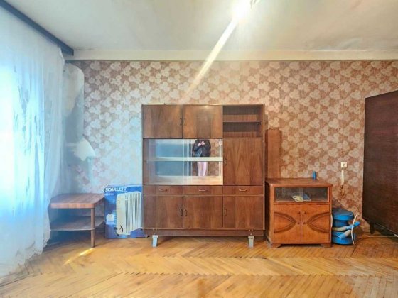 Продаж квартири 37м.кв Жолудєва, Ашан, Швидкісний тр! Під ремонт Киев