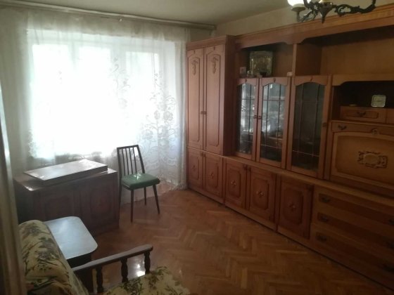 Продаж 3-кімнатної квартири по вул. Сальського,11. Метро "Дорогожичі", "Сирець". Київ
