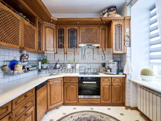 Продам квартиру 123м2 вулиця Прорізна 10 Центр Шевченківський район Киев