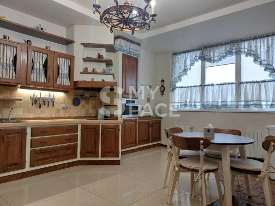 Продаж пентхаусу в Центрі, вул. Дмитрівська 17а, Павлівська Киев