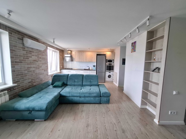 Продам 3 кімнатну квартиру в Подільському районі - фото 1