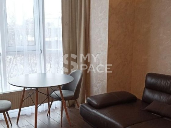 Продаж 2к квартри з ремонтом ЖК Podil Plaza  Residence  Глибочицька 73 Подільський р-н правий берег Київ