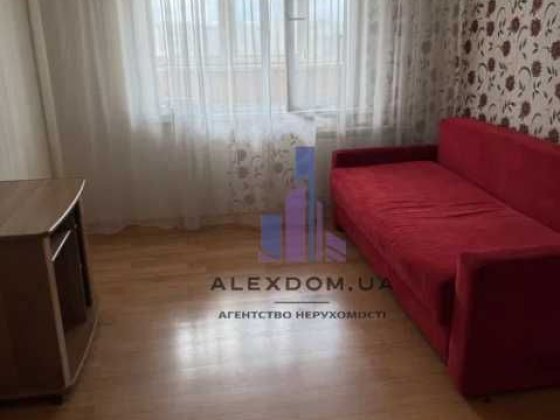 Продаж 2к квартири вул. Героїв Космосу 19-А. Святошинський район