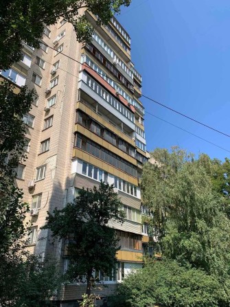 Двухкомнатная Дехтяревськая  срочно продам - фото 1