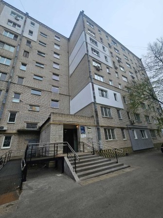 Продам 1-ну квартиру  вул. Бакинська 37а - фото 1