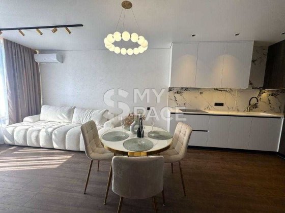 Продаж 1 к квартири ЖК Варшавський +, вул. Олександра Олеся 10 Київ