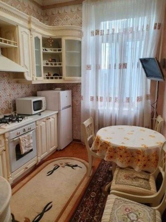 Історичний Центр! Парк Шевченка! 60м2 Чикаленка 32Б! Метро! Площа Українських Героїв! Театральна! - фото 1
