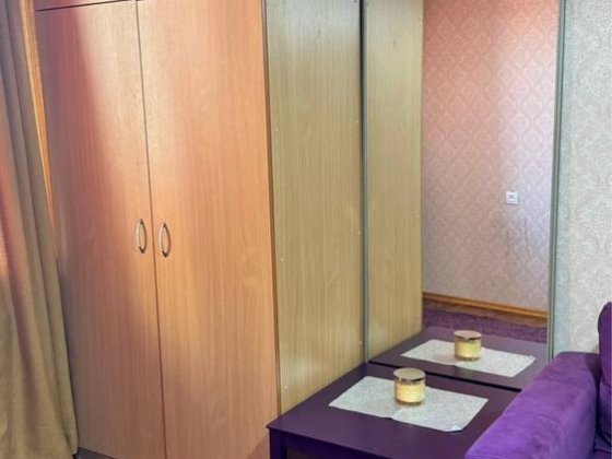 Однокімнатна (квартира-гостинка) вул. Братів Зерових 14-а