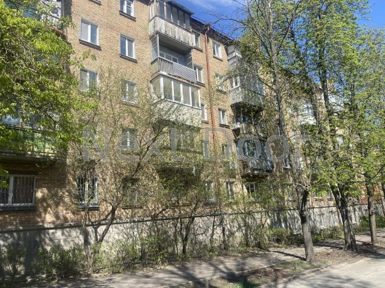 Вул.Василя Барки 8. 2х кімнатна квартира Київ