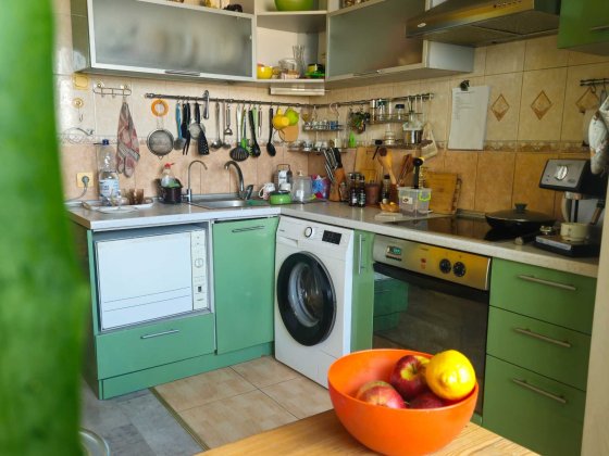 Продам 4 простору метро Академмістечко, гривня ок Киев